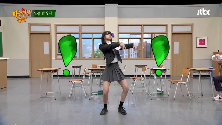 blackpink综艺搞笑片段lisa升级版泰国"螃蟹舞"