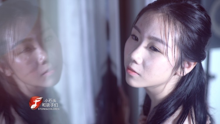  - 初三狗清澈干净的声音唱《当我要走的时候》这就是青春！