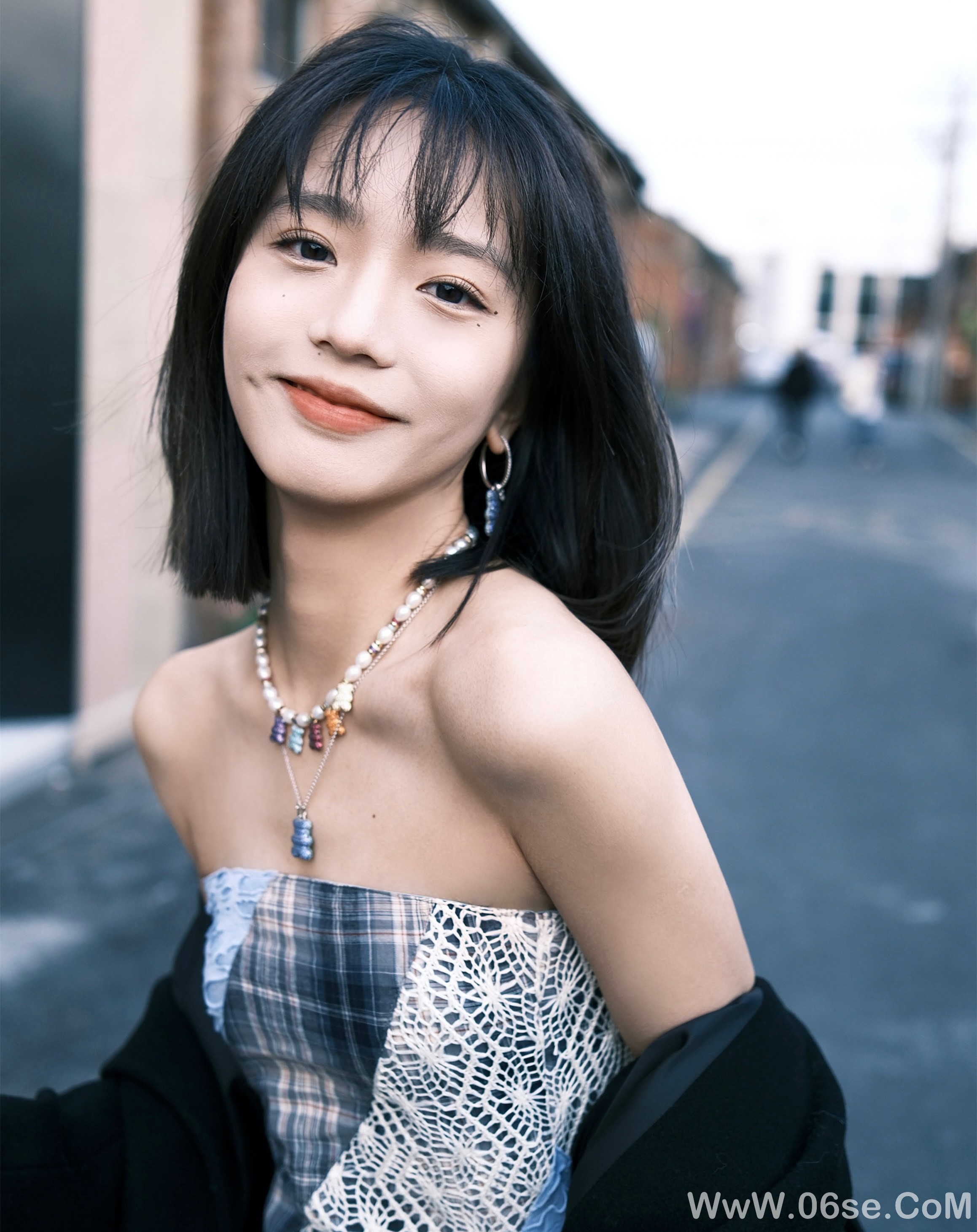图片[14]-清纯美女丨绝美瞬间，清丽动人！-六色网