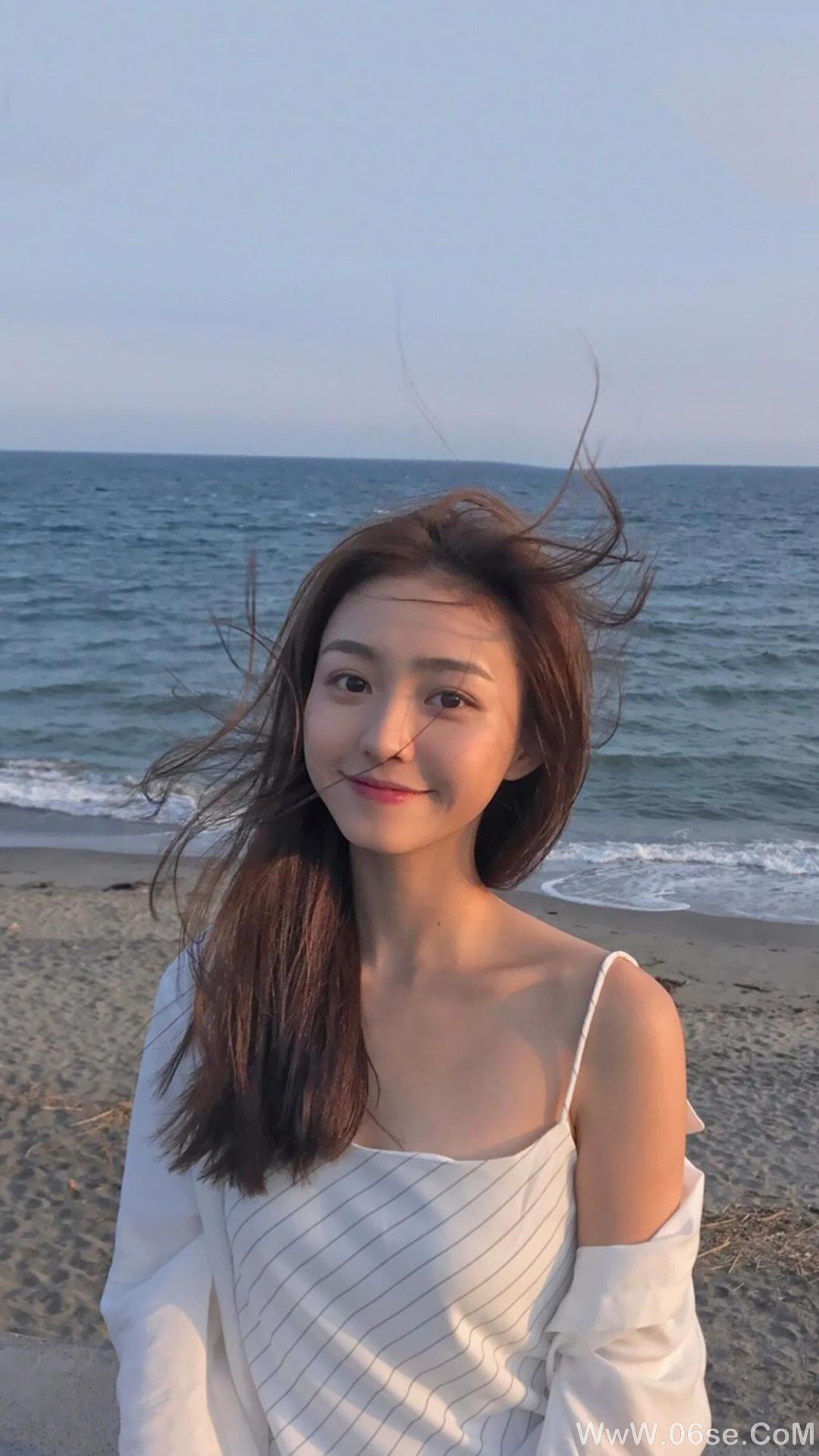 图片[2]-清纯美图丨ins青春动人美女-六色网