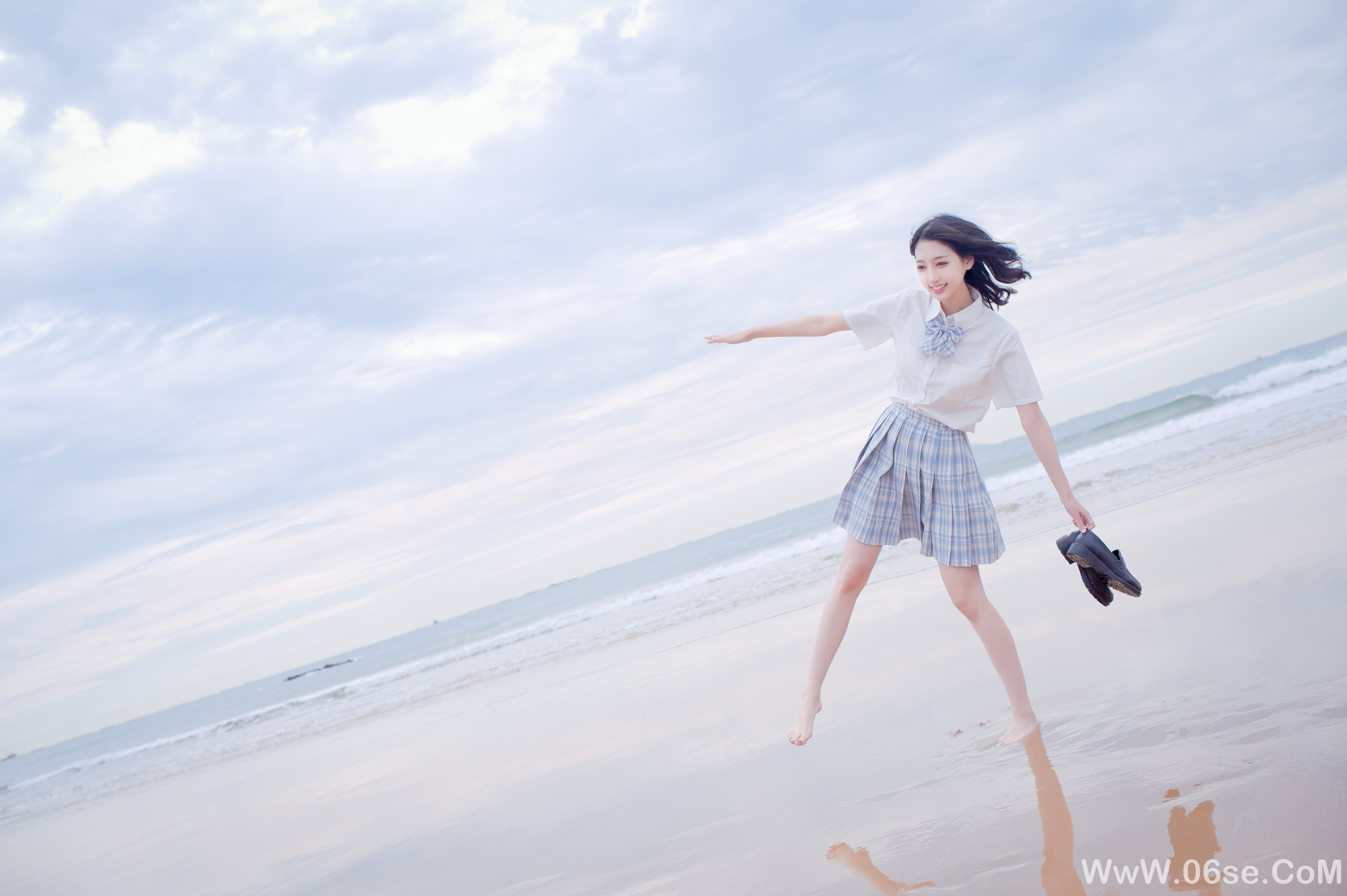 图片[6]-美女美图丨清新靓丽海边jk美女-六色网