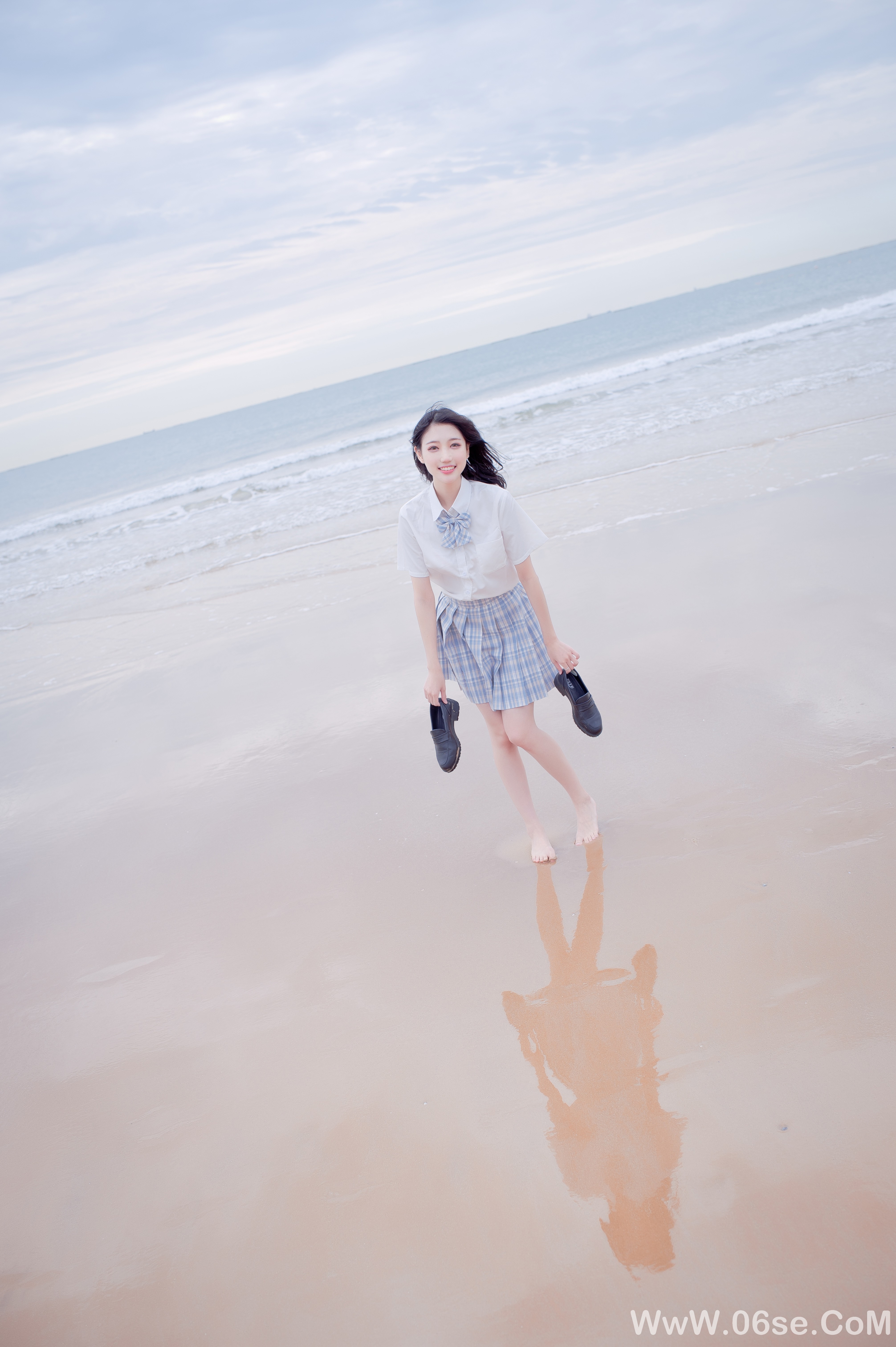 图片[4]-美女美图丨清新靓丽海边jk美女-六色网