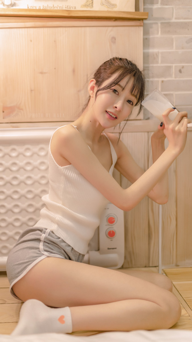 图片[14]-美女壁纸丨清新灵动的甜美女孩-六色网