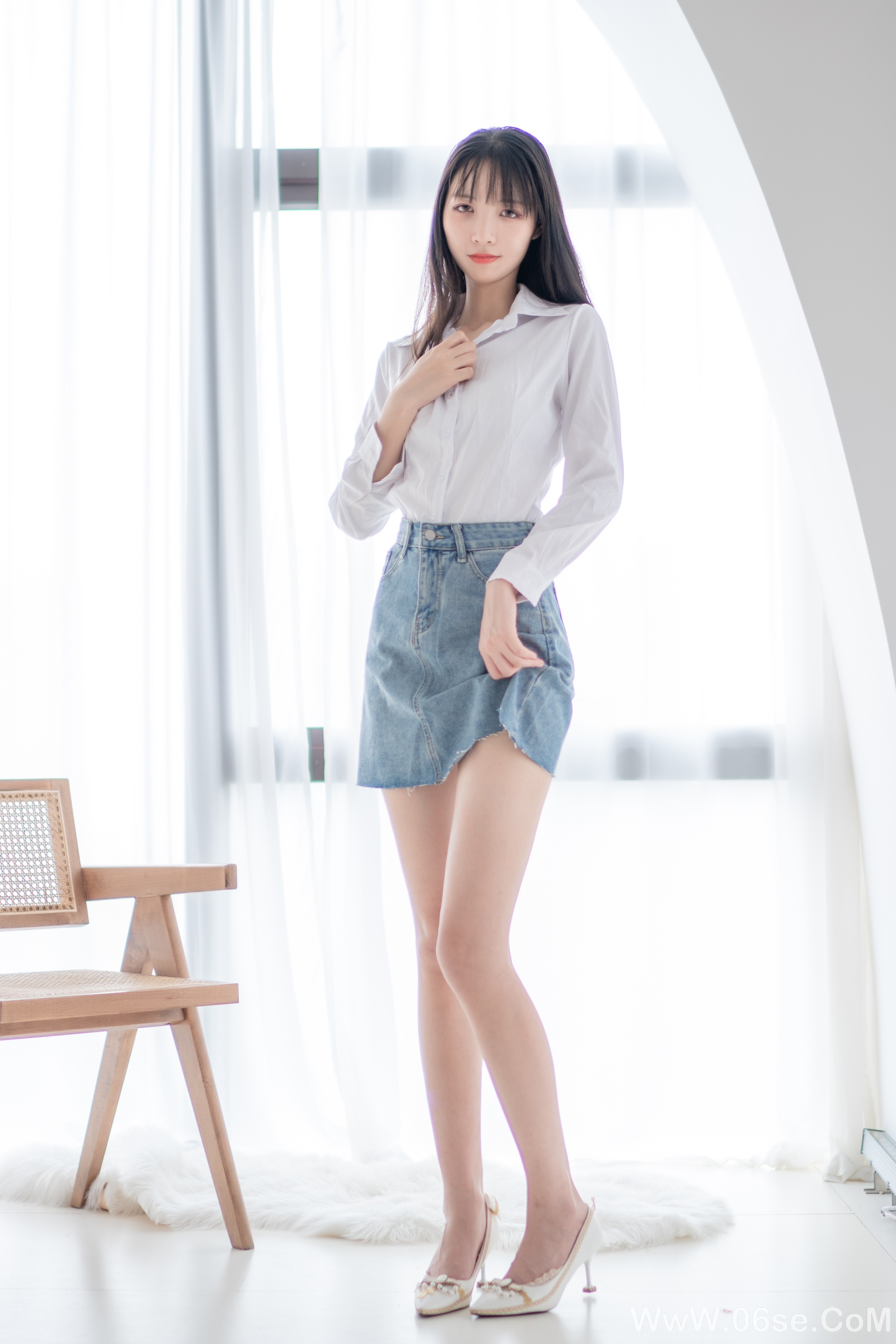 图片[12]-美女壁纸丨衬衫牛仔裙小姐姐-六色网