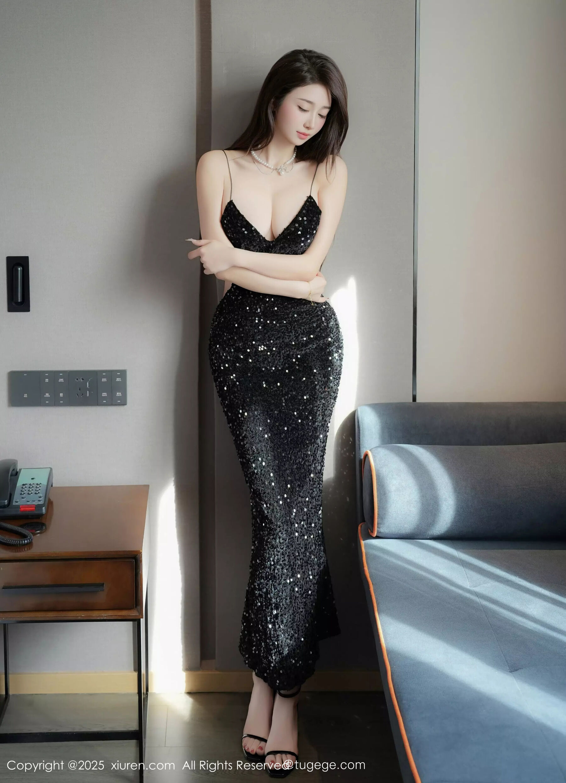 图片[3]-[Xiuren秀人网] 2025.02.26 NO.9937 果果Nikki 星星baby[69P]-六色网