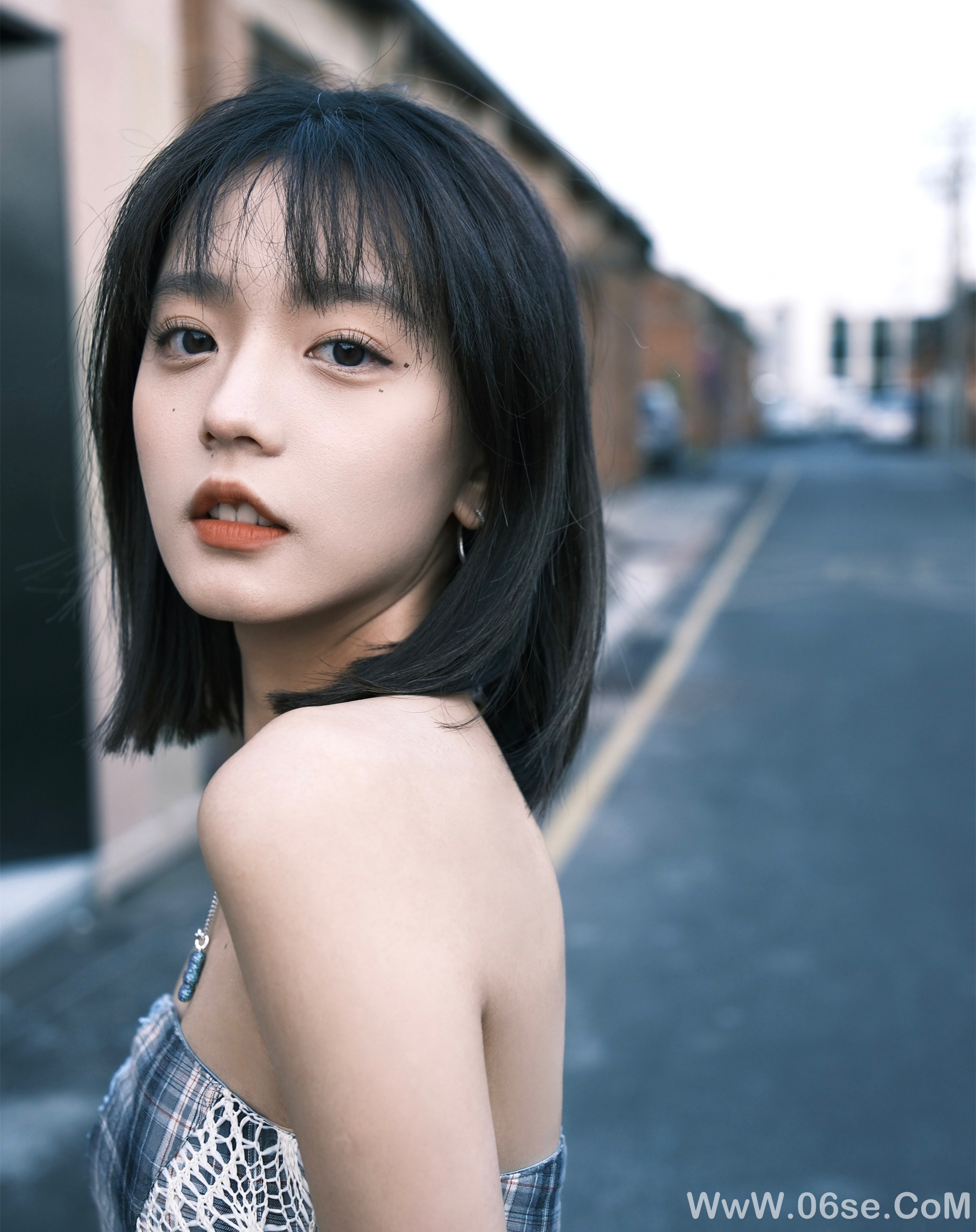 图片[15]-清纯美女丨绝美瞬间，清丽动人！-六色网