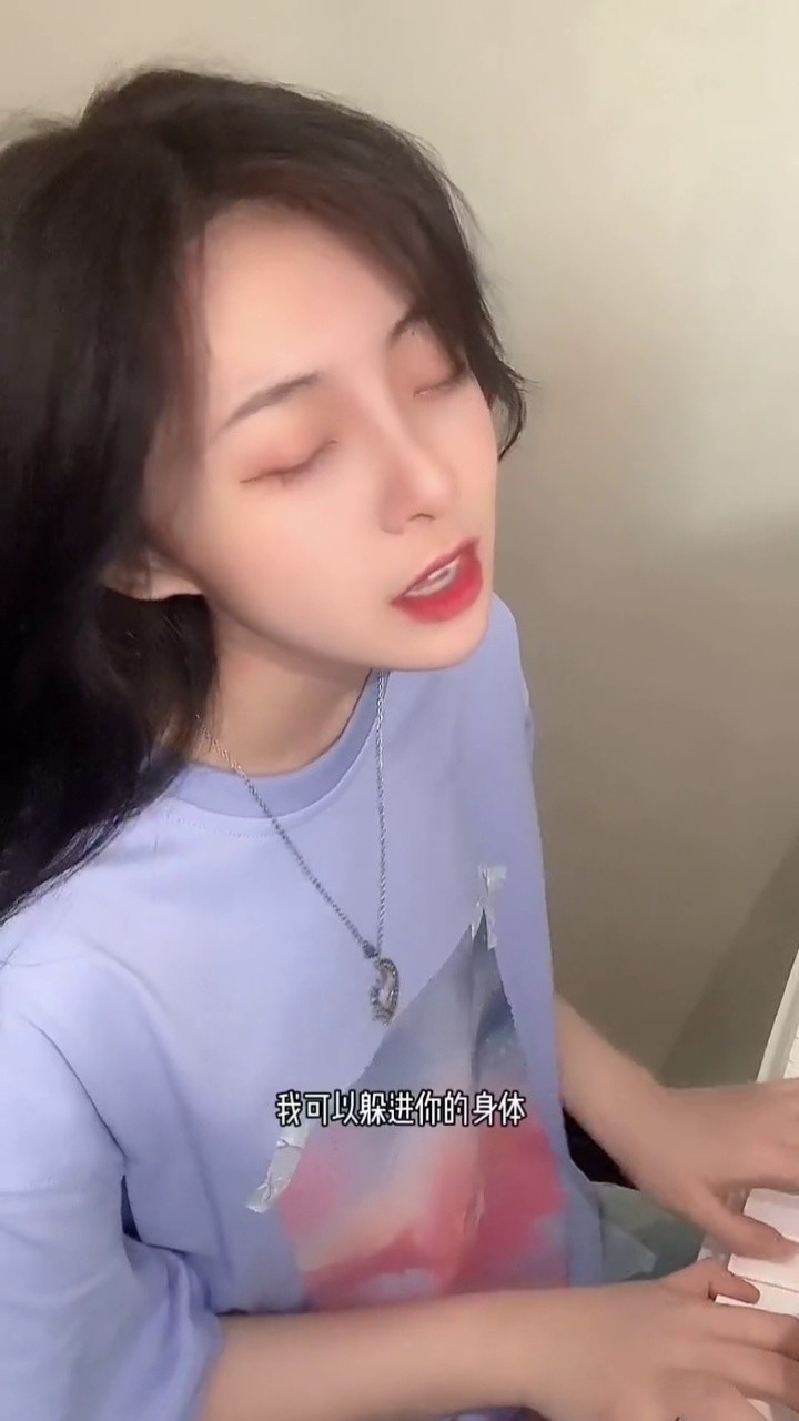 zkaaai《不怪她》 她开着邻居家的 toyota-高清mv