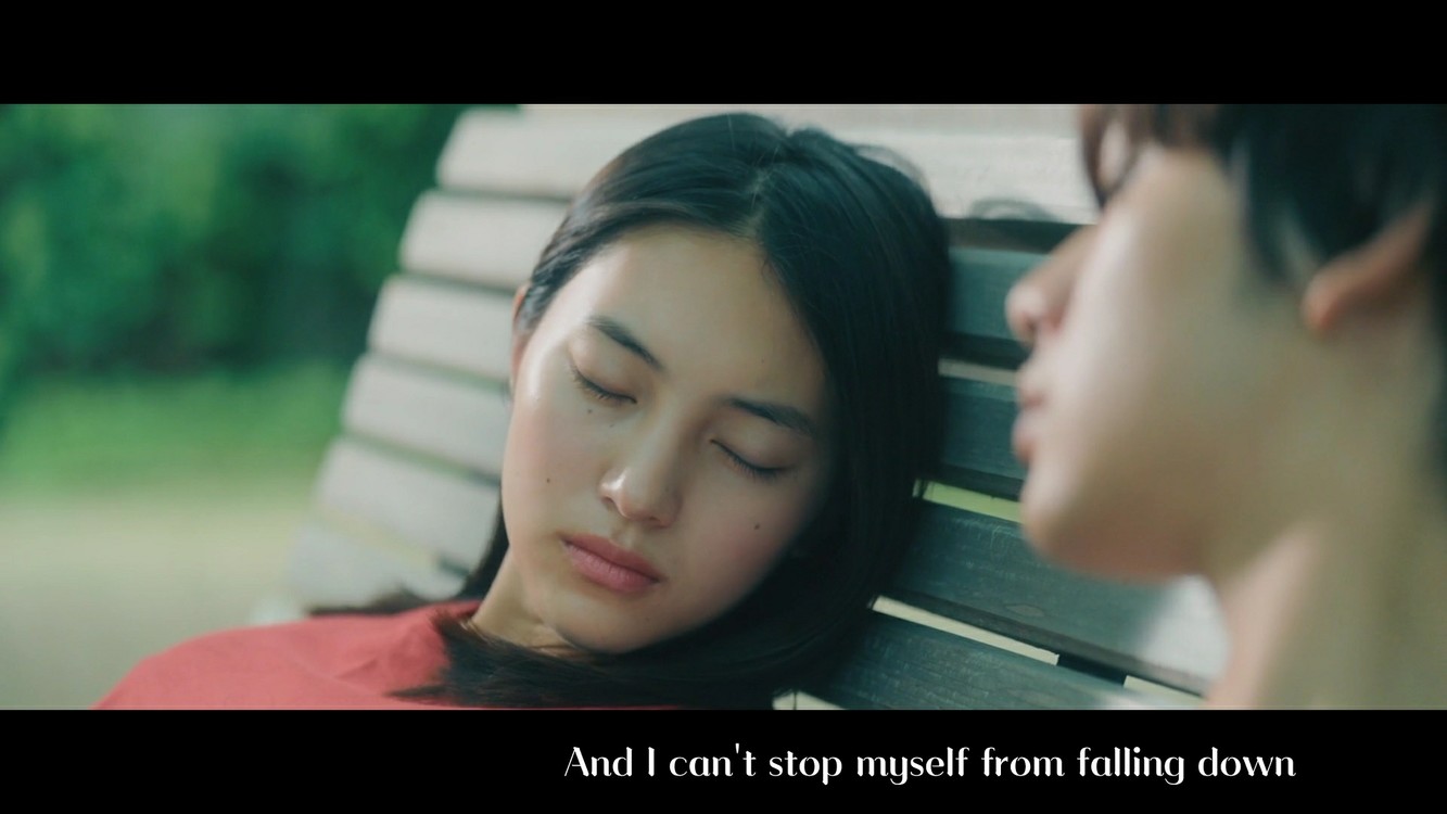 - 这声音才叫治愈,太好听了。Let me down slowl