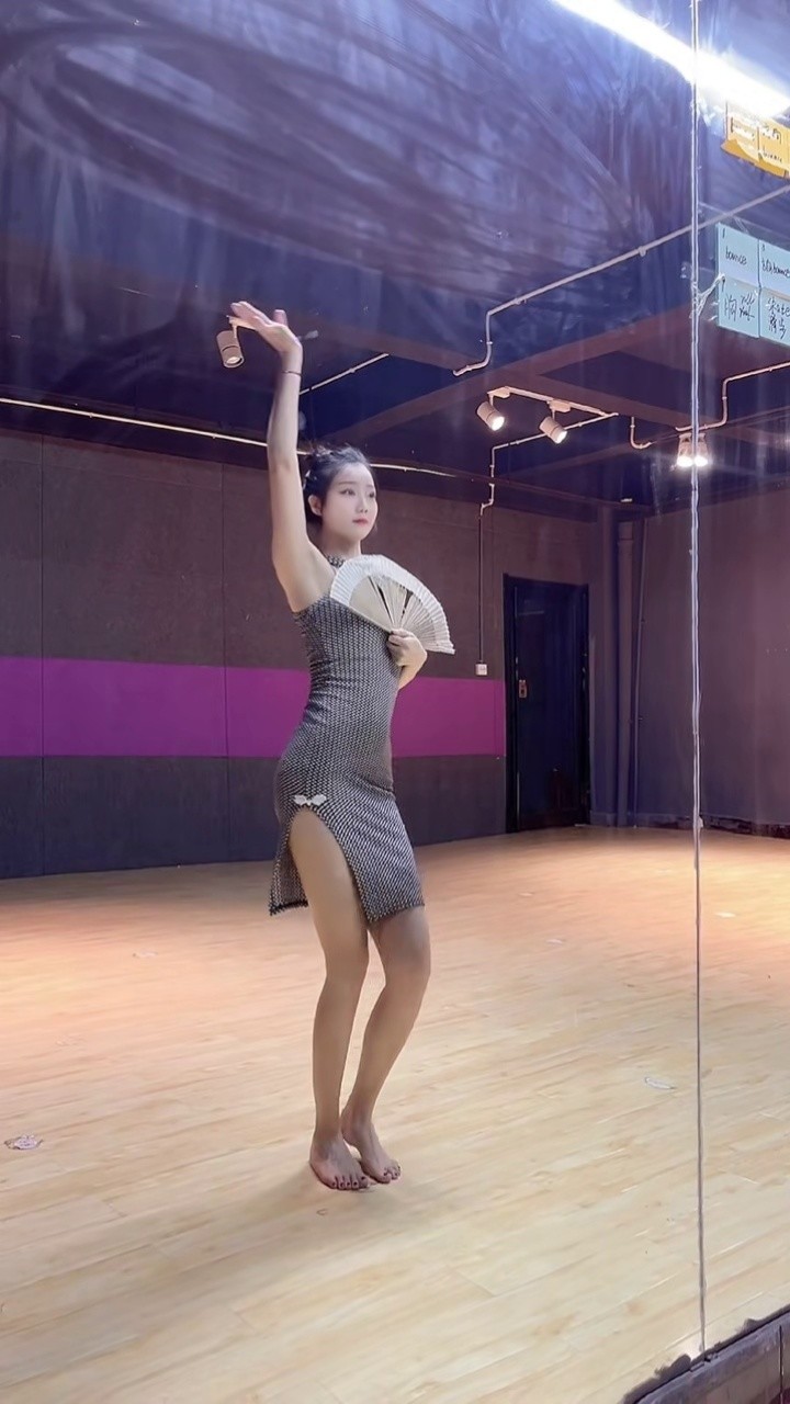 你就是风月是心事的临与别78编舞ts白小白