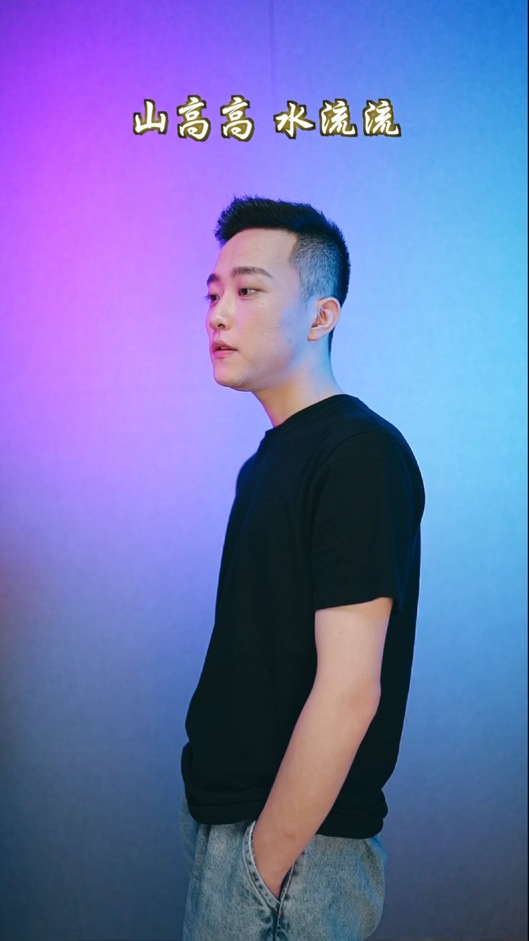 《童话镇》-小熊浩浩