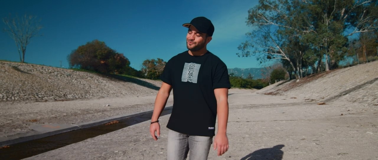  - SICK INDIVIDUALS新单“Dear Love”