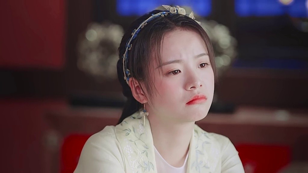 小丸子这是吃醋了啊…三少,你就不能解释一下吗?
