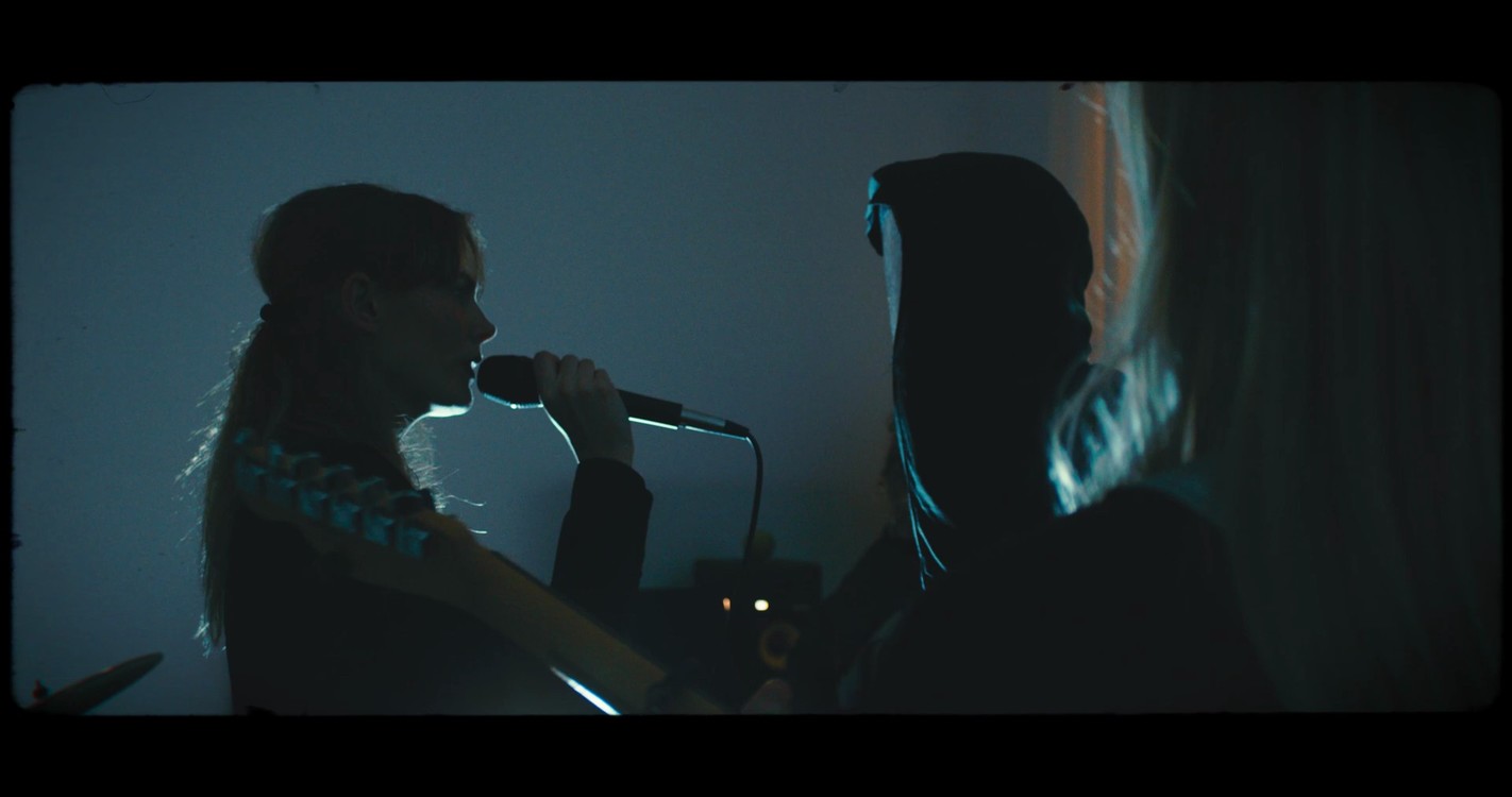  - TUVABAND - Poisoned [现场版]