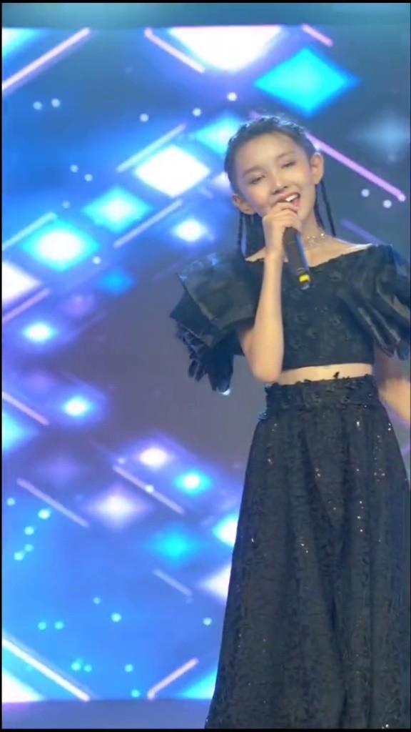 宋小睿#宋小睿 #歌曲 #你的万水千山