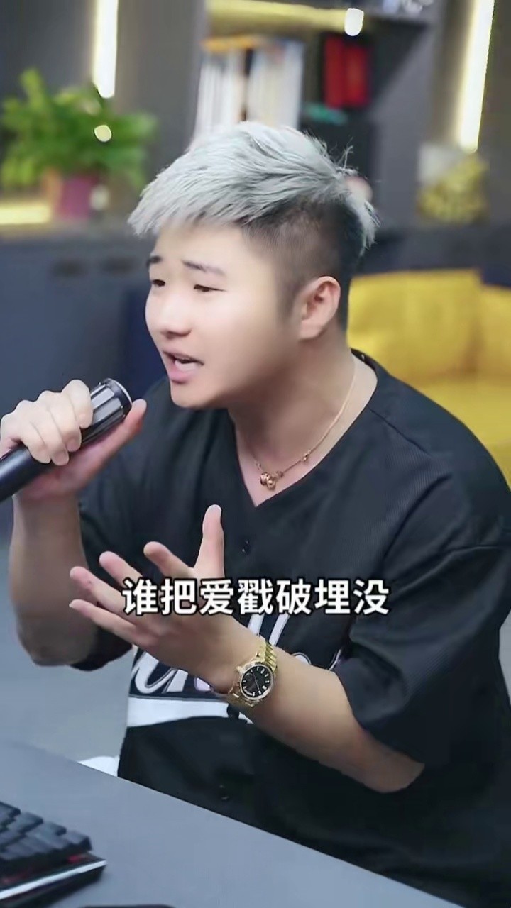 音乐推荐 #热门 #热门推荐 #唱歌 #音乐 #白小白 #热歌推荐 #现场