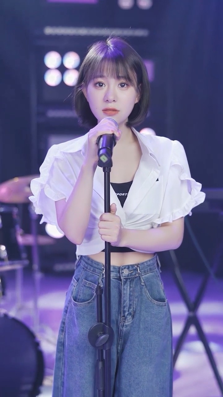 小阿七《太想念》