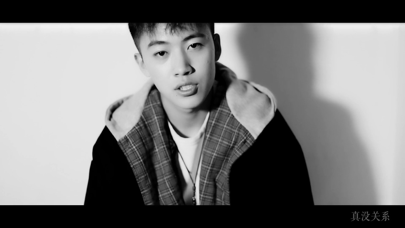  - 《不在》聆听动人心弦的声音