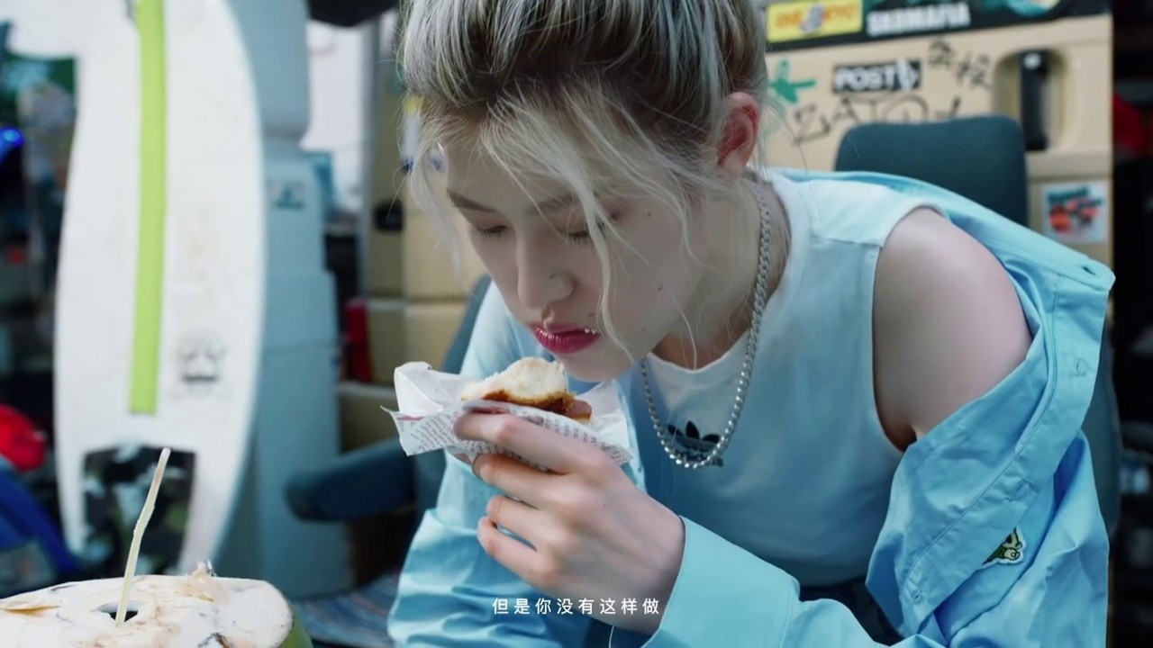 这是什么样的神仙好姐妹,咔咔木秦确定不是在拍偶像剧吗?