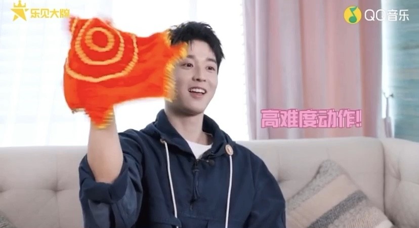  - 吴宇恒乐见大牌可爱瞬间