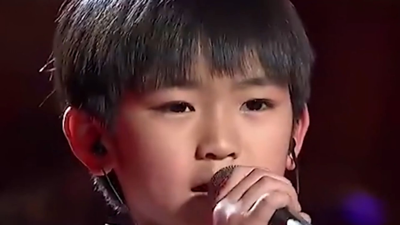 - 《天之大》周安信。小孩子演唱