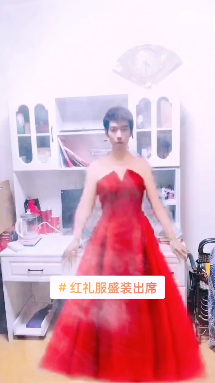  - 斌斌美女男版女装