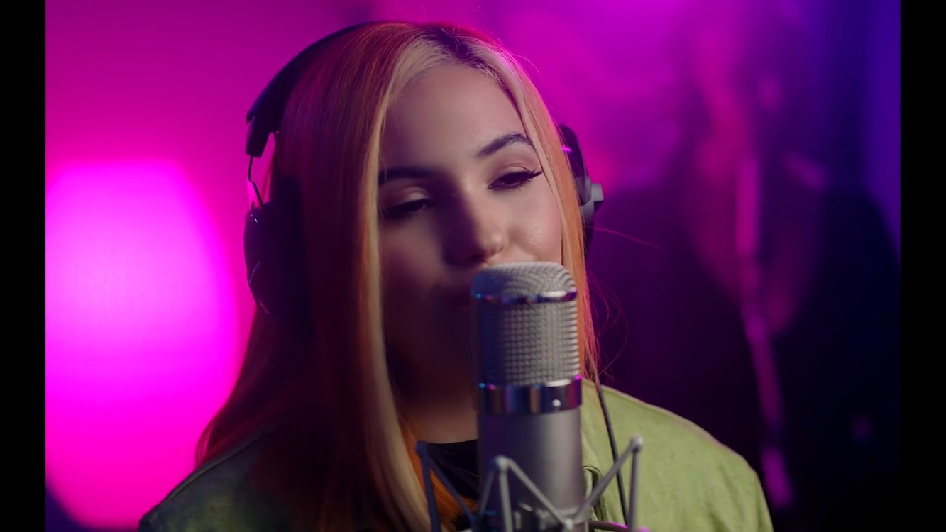 dontcallmeupmabelmabel于capitalxtra音乐节现场表演单曲dontcallme