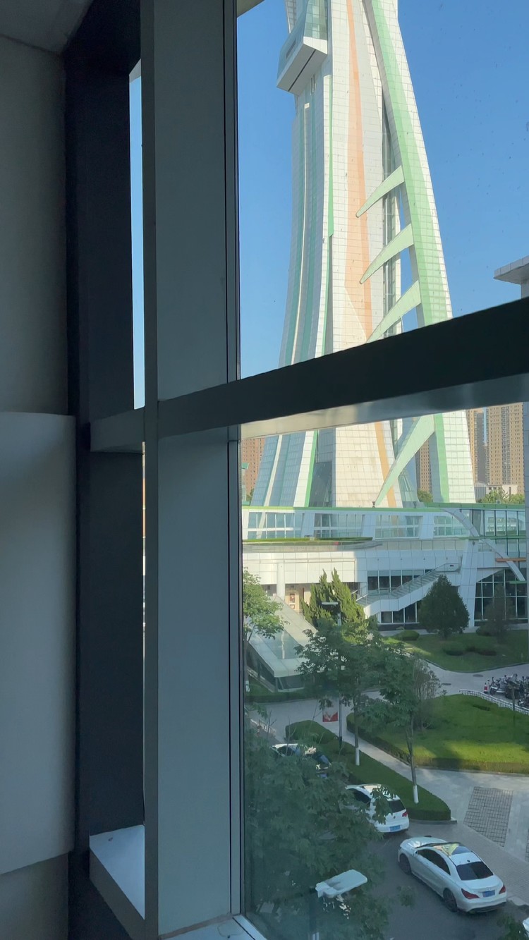 - 陪你翻山越岭