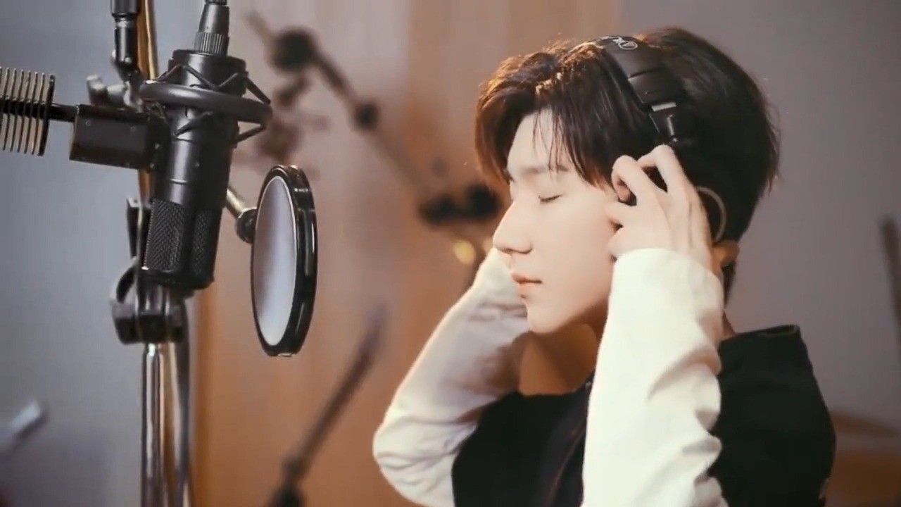 王源为世界儿童日创作主题曲《在未来》