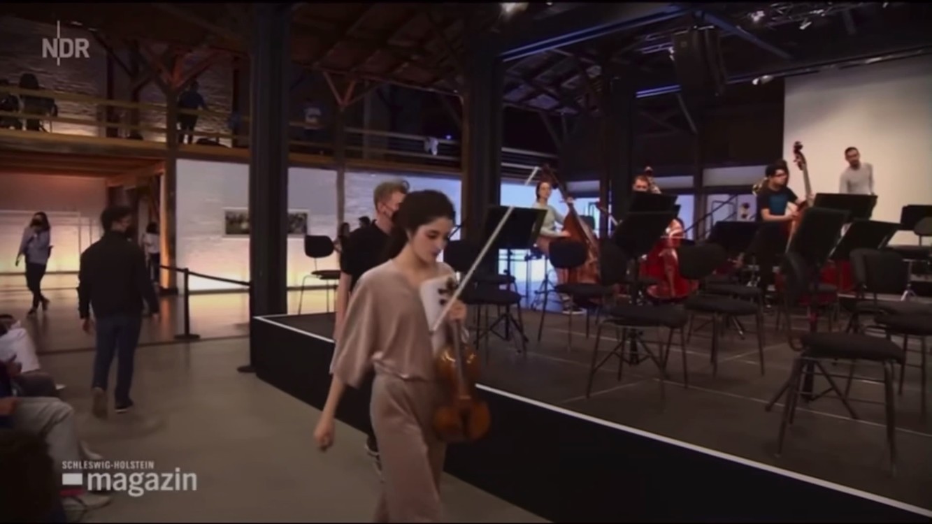 - Tchaikovsky with Manfred Honeck at the SHMF