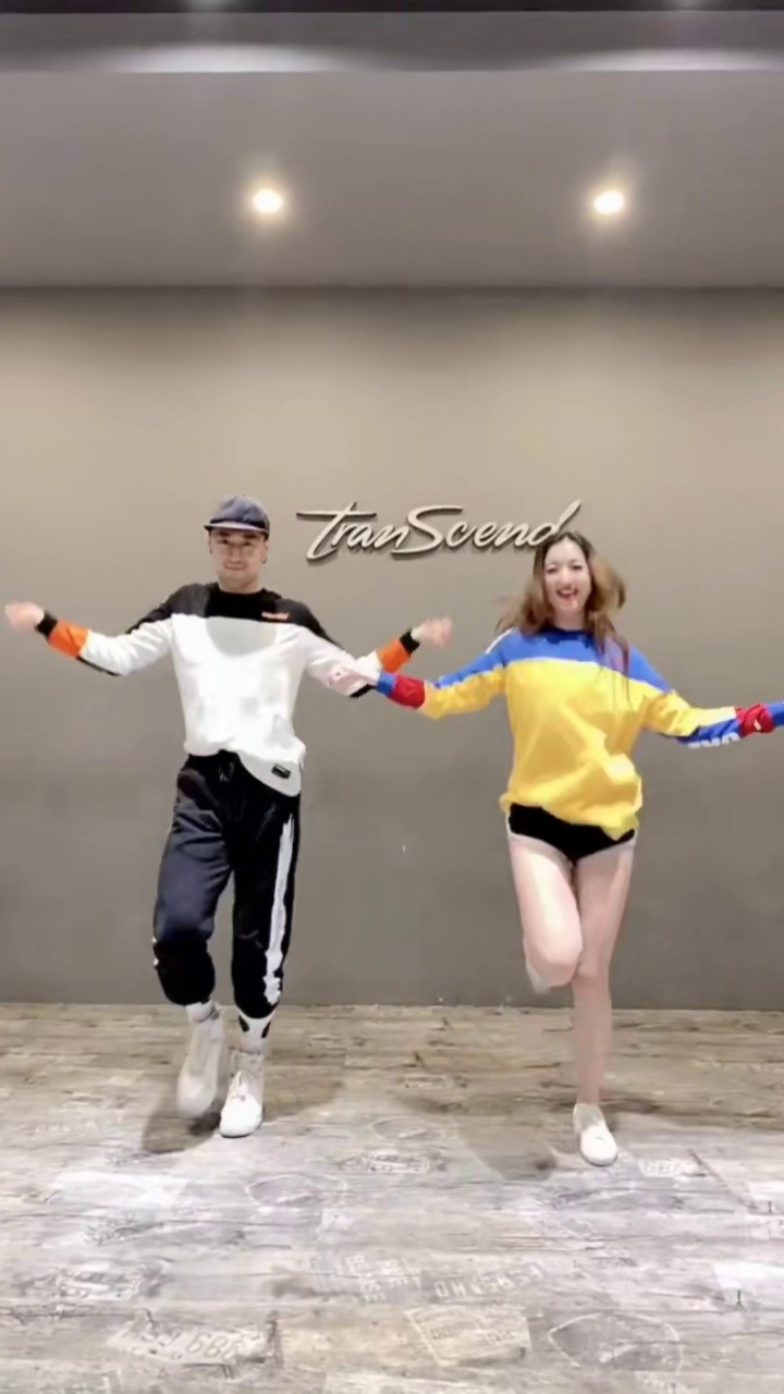 和#踏青采茶 原创编舞@ts白小白 一起踏青,会火吗?