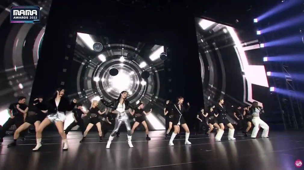  - KARA 2022MAMA《Lupin + Step + Mister + When I Move》现场