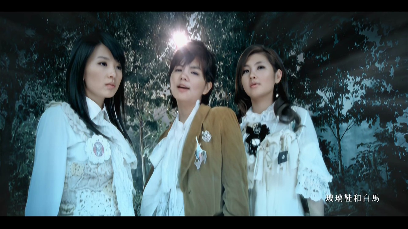 e《不想长大》是否能让你回到过去