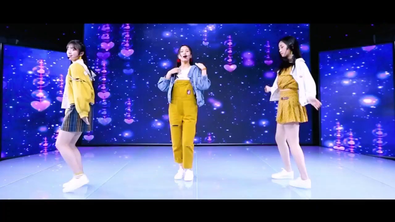  - 女团DXT组合《许愿瓶》现场原版视频