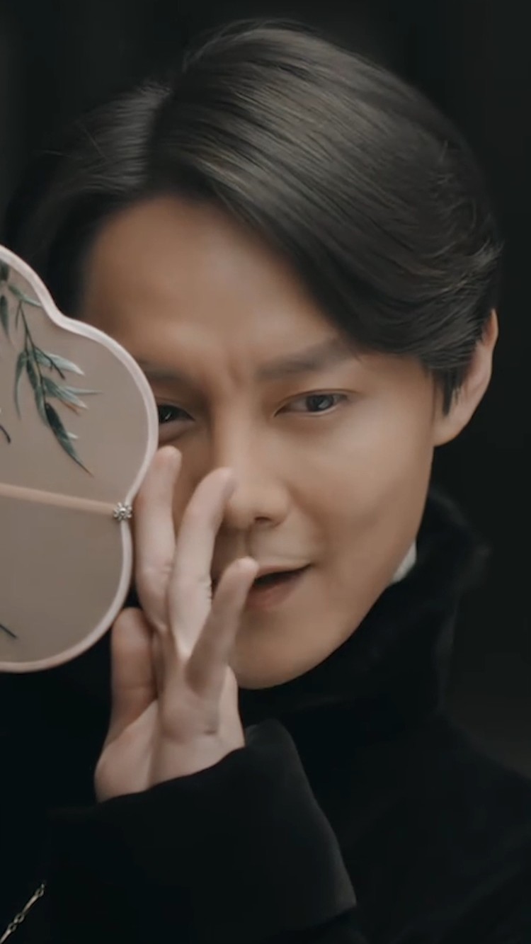  - 梅花三弄云水间