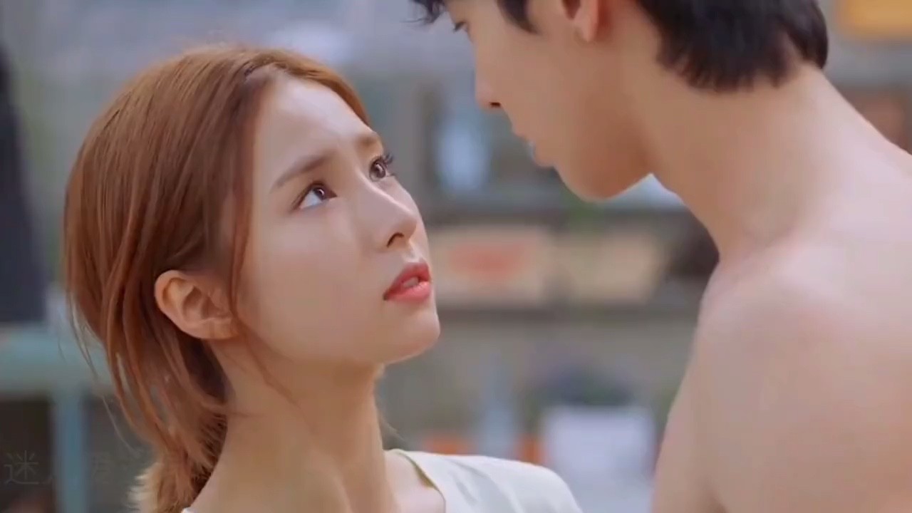  - 小哥哥你这个样子很危险