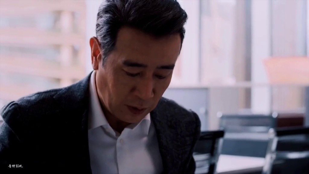 吴红玫为董事长系鞋带,气氛太微妙了#于和伟