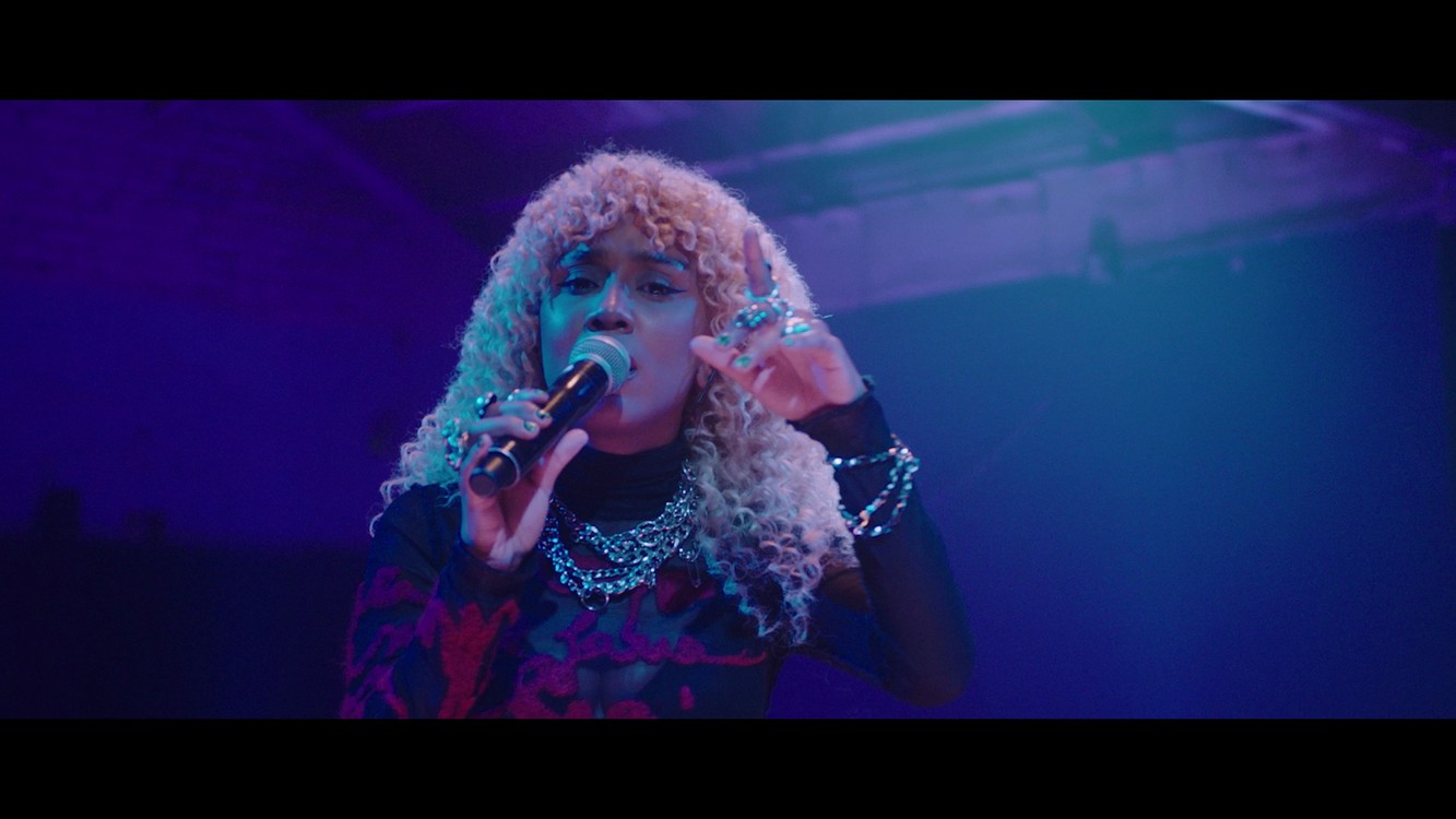  - TT热曲《Deep End》 MTV PUSH版现场来了！