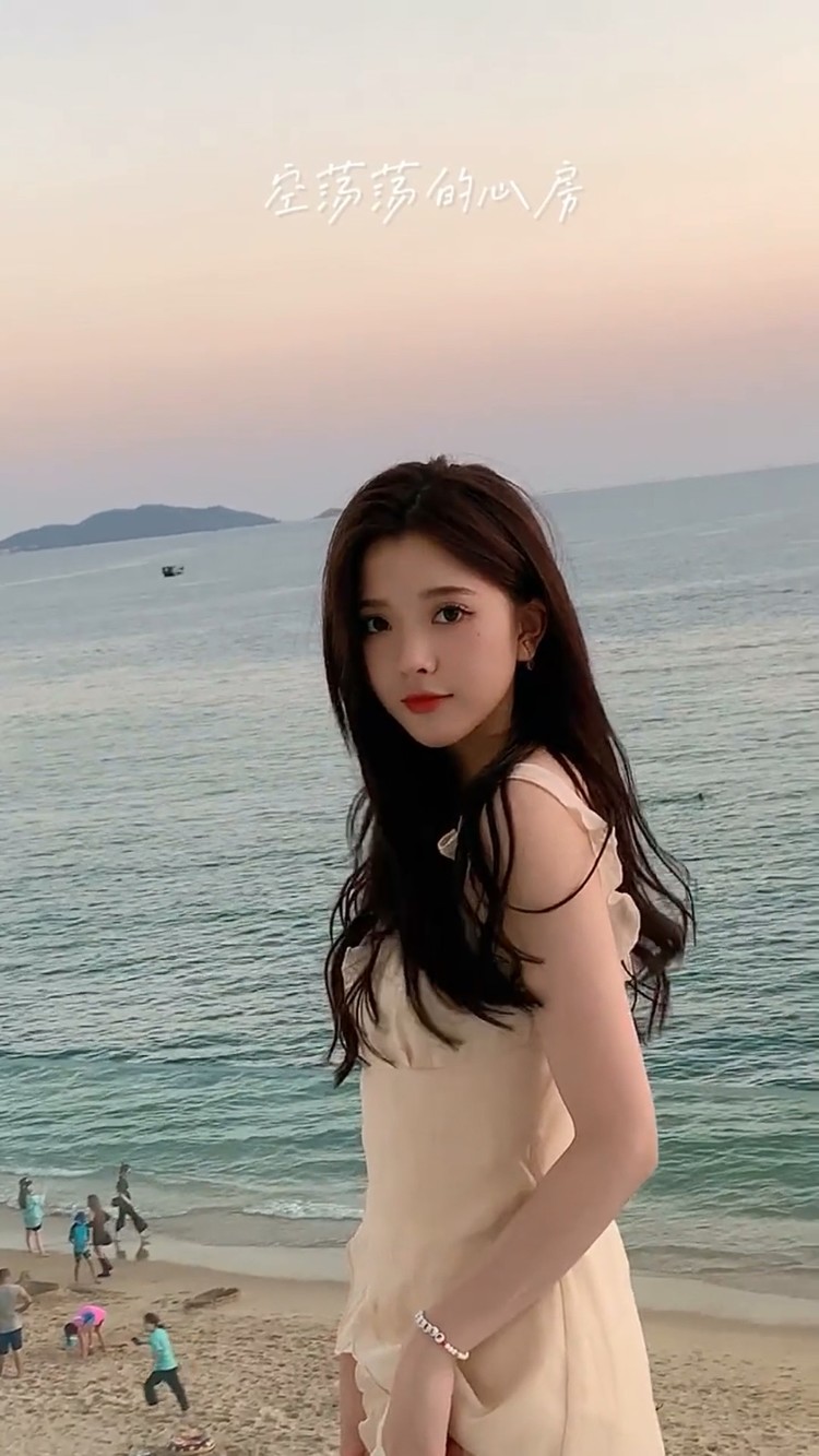 彭十六/林泽军《空洞》