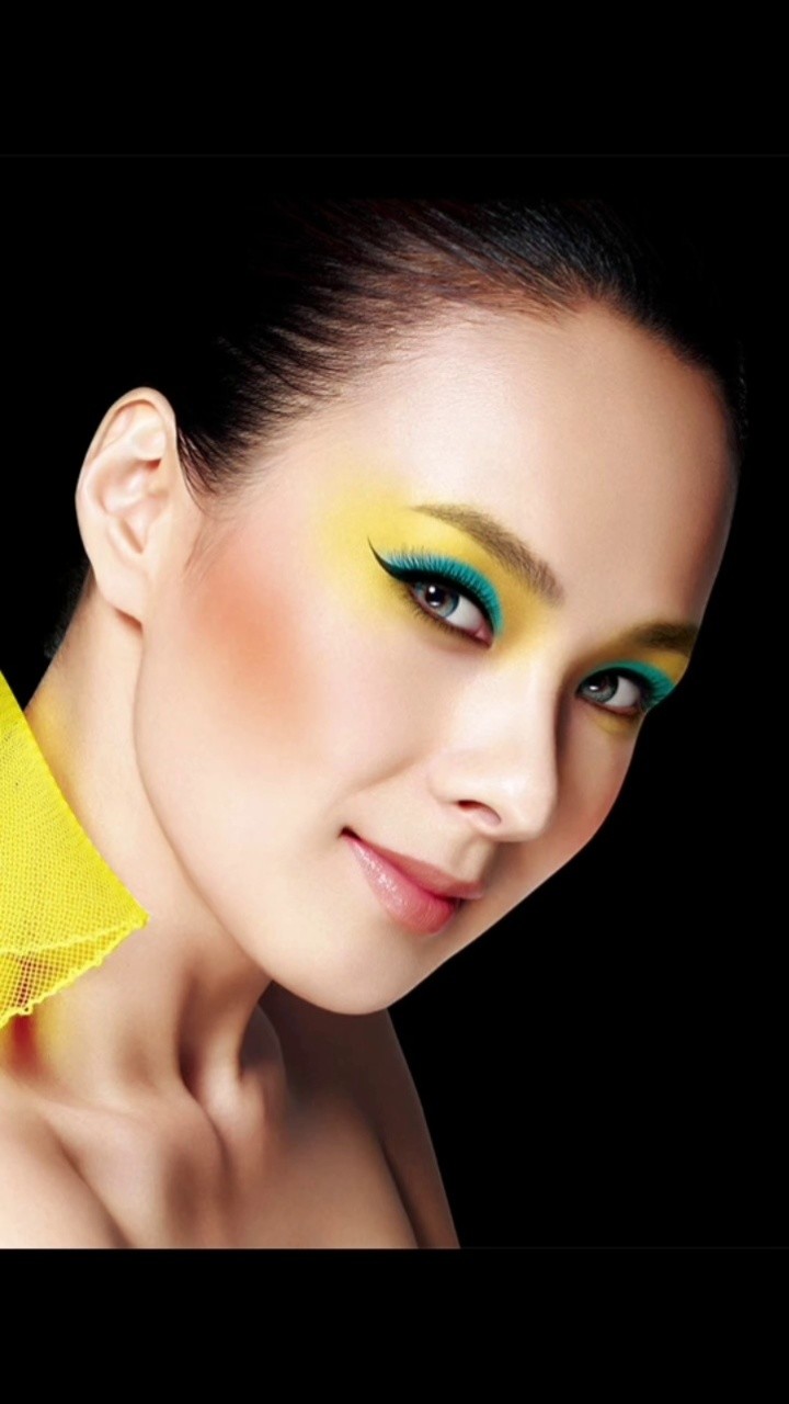 蔡妍2000年在日本出道2009电音热歌mv 06.