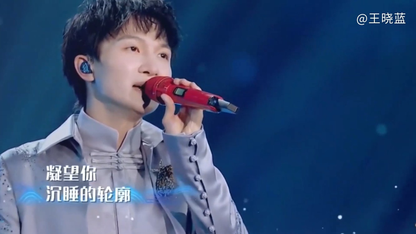周深唱起歌来有多强?公认的超难唱法张口就来,开口直接炸翻全场