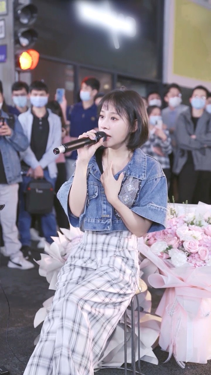 活着音乐和阿悠悠小姐姐一起唱的这版大家喜欢吗