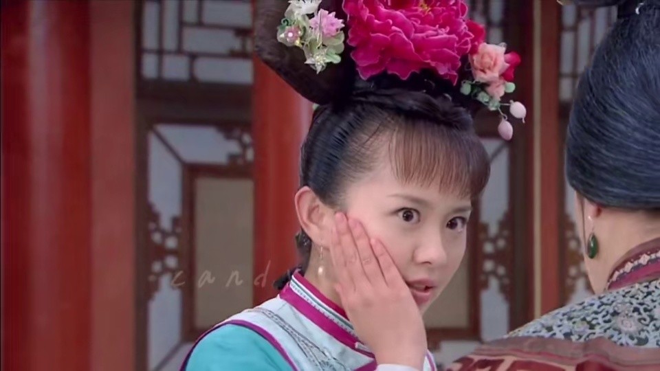 金锁也做到了爱屋及乌 和紫薇一起保护小燕子#新还珠格格 #歌曲沉船