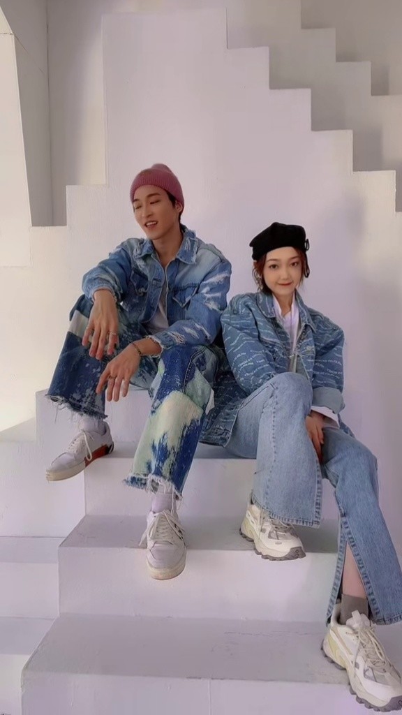 朴智旻jimin怎么会有人越长越幼的啊今年5岁吧