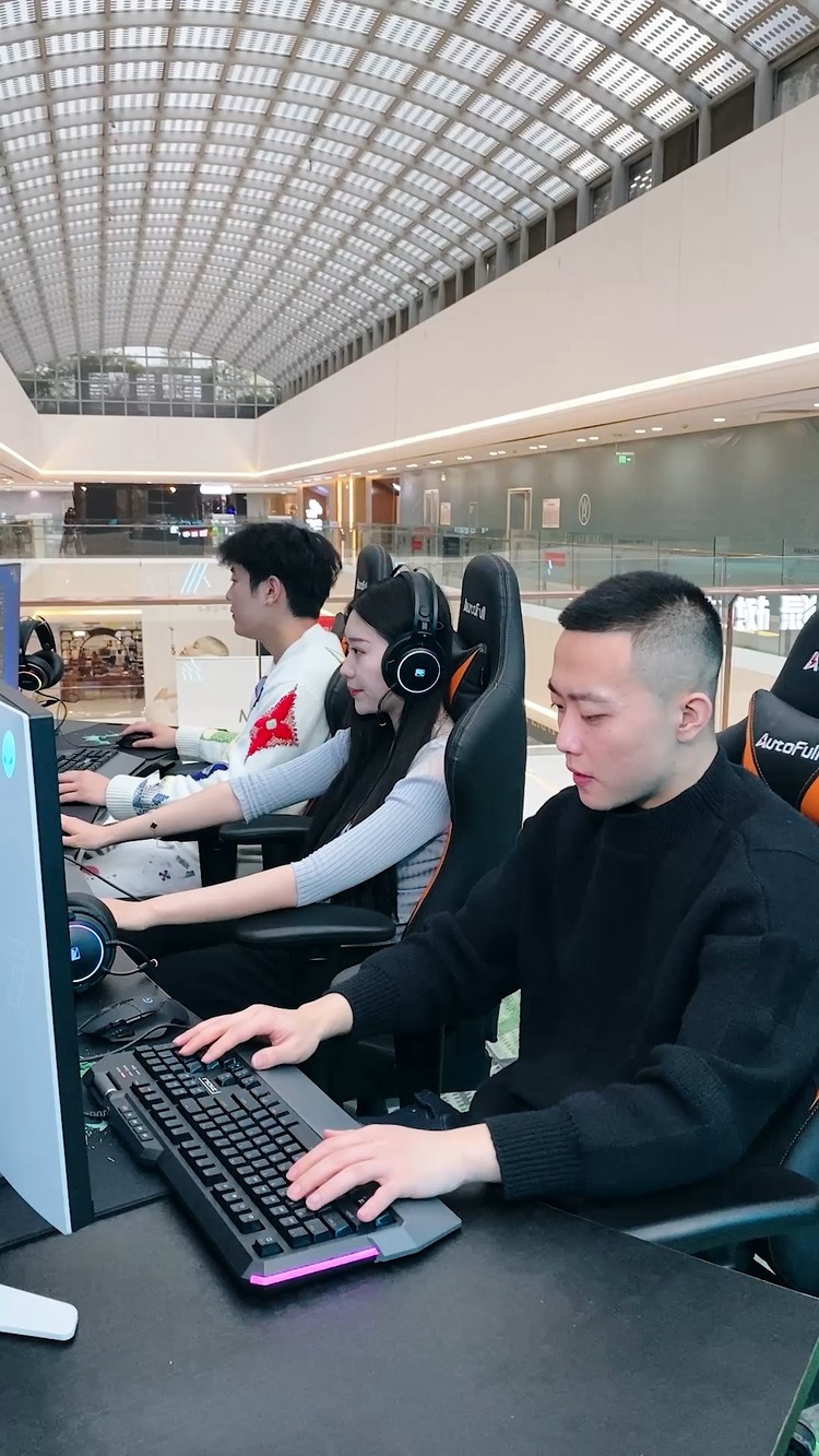  - 《可以我是一个平凡的人》——小熊浩浩