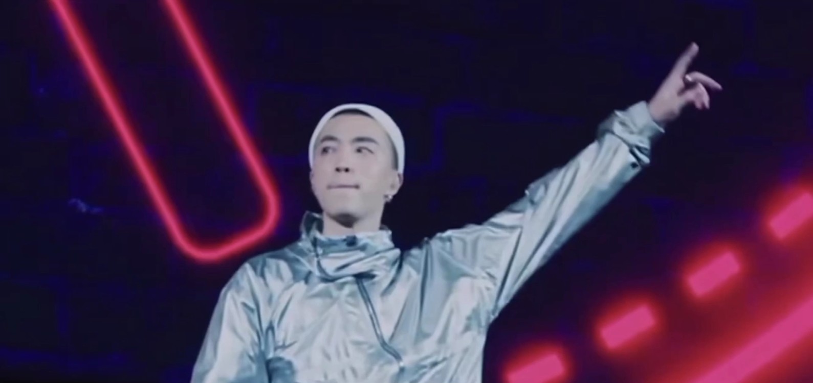 山顶洞人与夜航船鱼翅feezy唱流浪地球