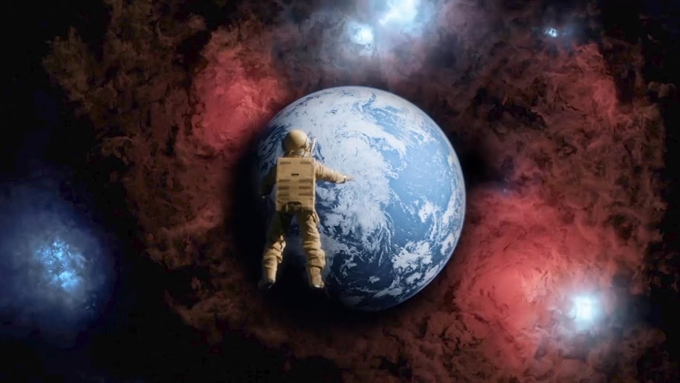 宇航员掉进太空,不料红色风暴毁灭地球,他竟成最后一个人类