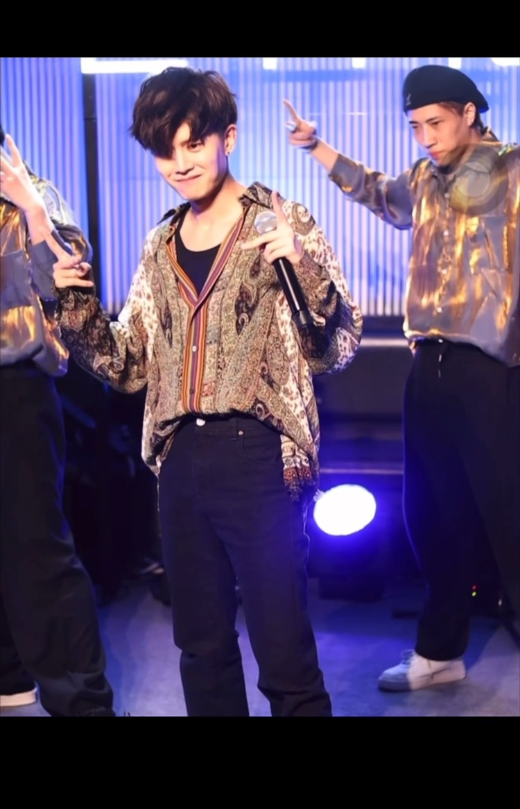 任嘉伦长意,好可爱的小猫93.