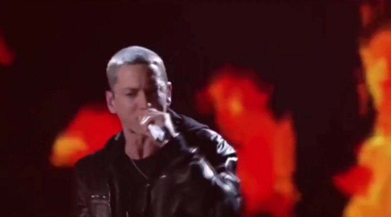 - 旭哥《最炫民族风 + Without Me》- 阿姆说唱混剪