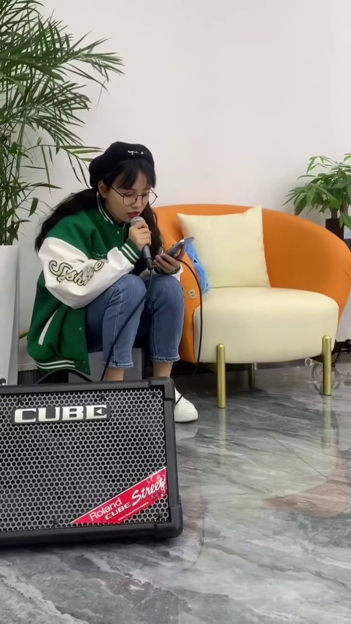 喜欢和喜欢的人一直聊天#陈逗逗-高清mv在线看-qq音