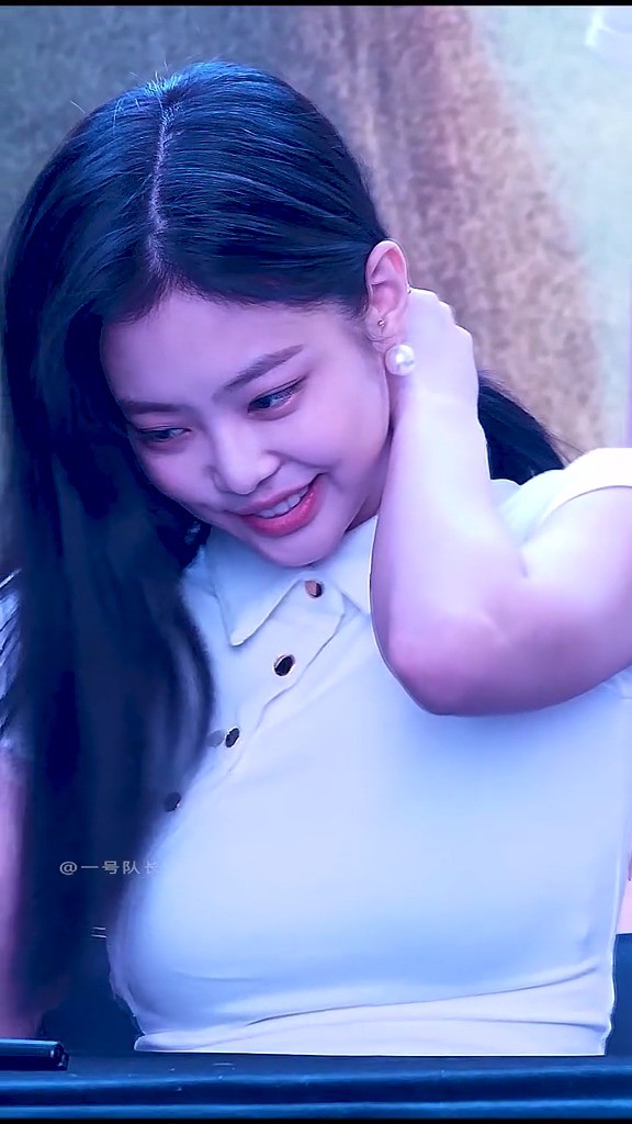  - 仙女般的小妮妮真的太美了